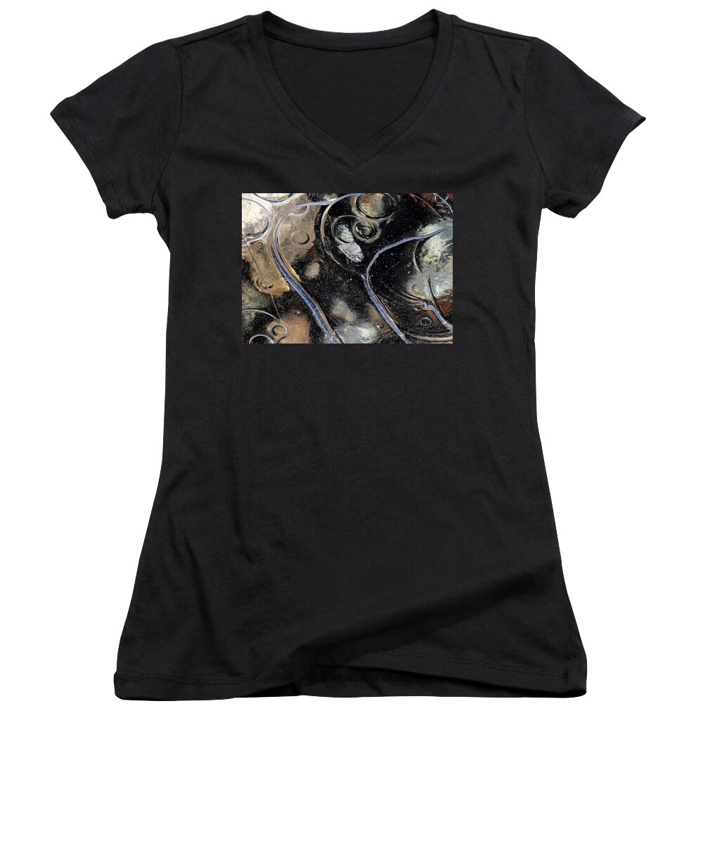 Water Women's V-Neck featuring the photograph Icy Bubbles by Randy Hall