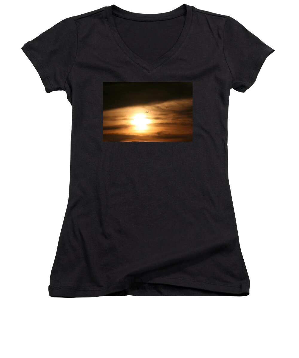 Sunset Women's V-Neck featuring the photograph Into The Sun by David S Reynolds