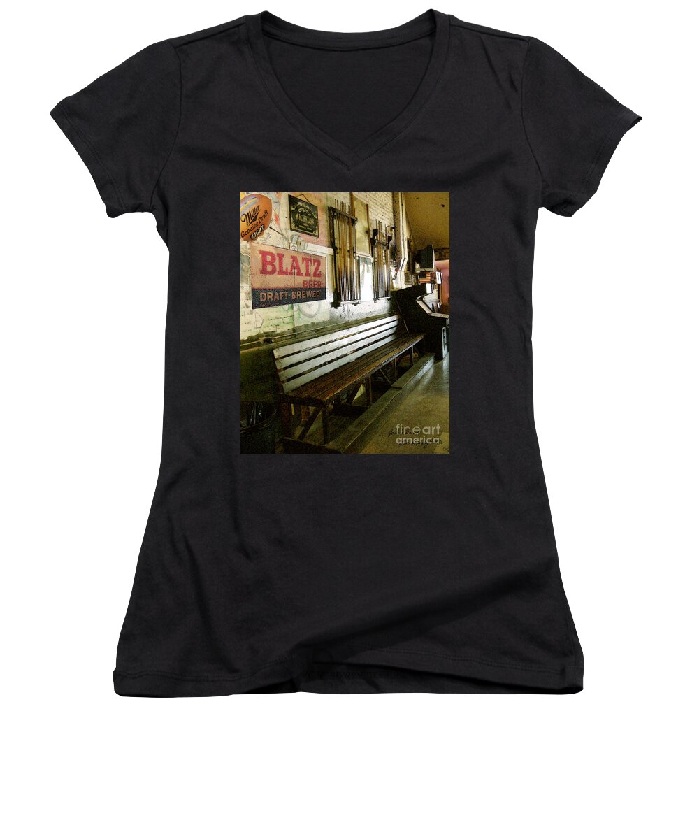 Jacks Pool Room Women's V-Neck featuring the photograph Jack's Bench by Lee Owenby