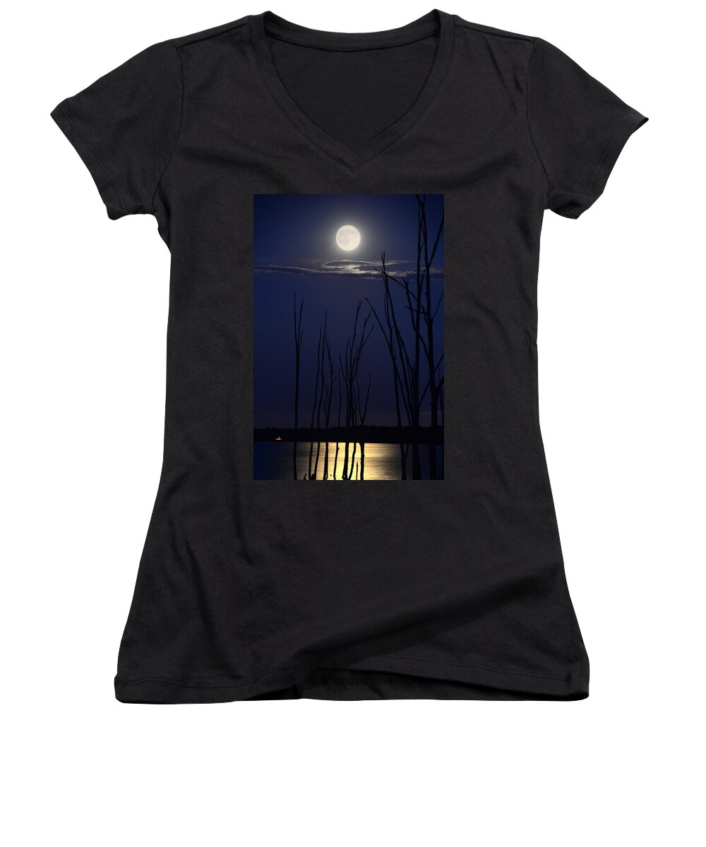 July 2014 Super Moon Women's V-Neck featuring the photograph July 2014 Super Moon by Raymond Salani III