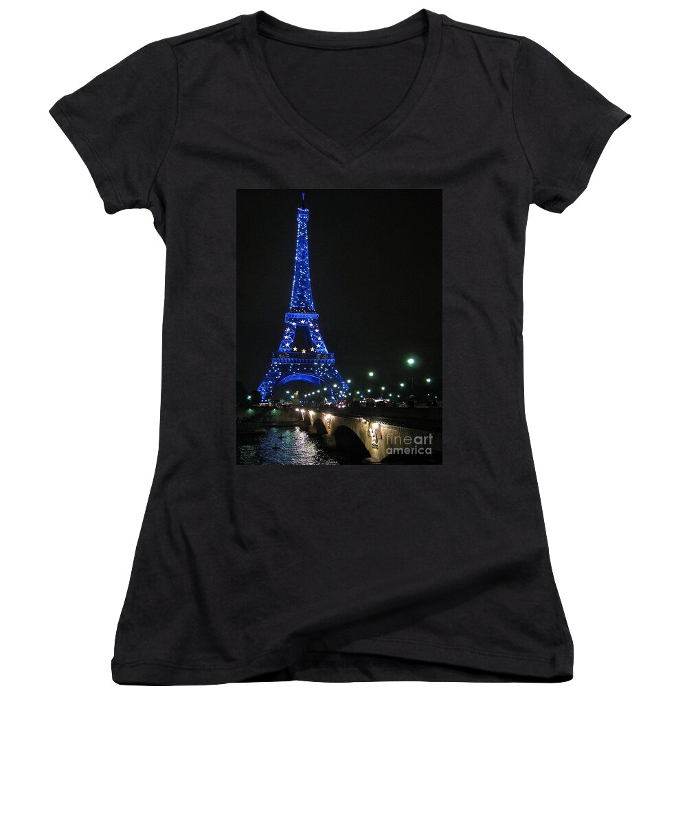 Paris France Eiffel Tower Women's V-Neck featuring the photograph Midnight Blue by Suzanne Oesterling