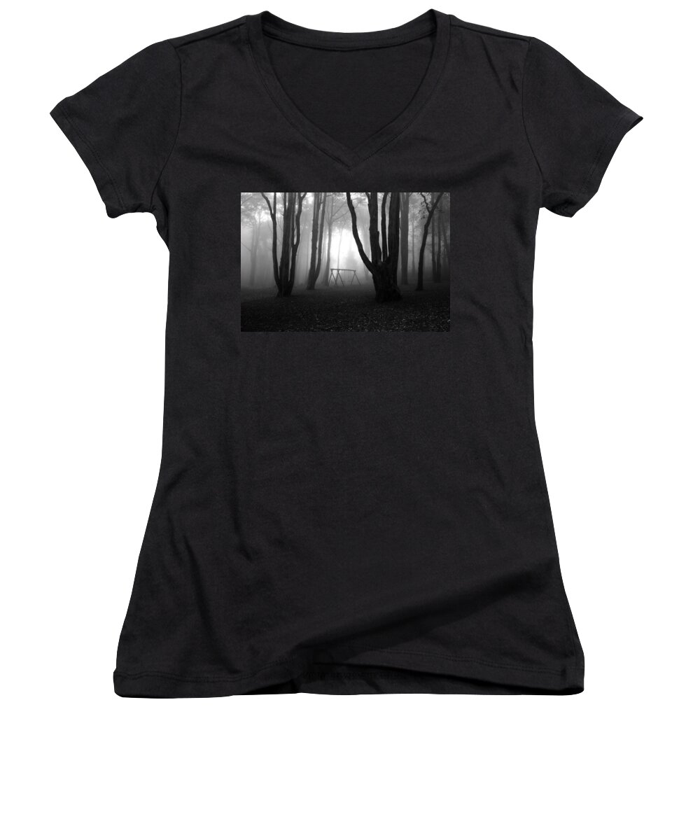 Bw Women's V-Neck featuring the photograph No man's land by Jorge Maia