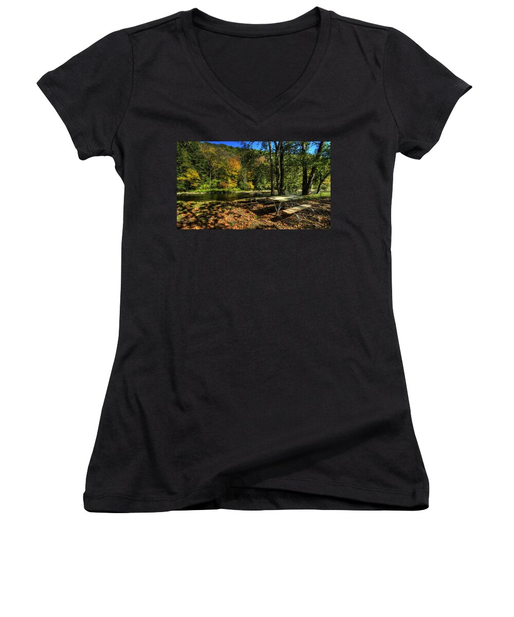 Picnic Women's V-Neck featuring the photograph Picnic on the River by David Dufresne
