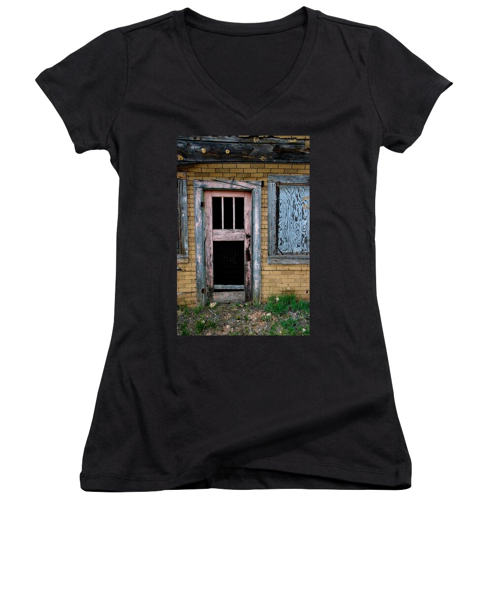 New Mexico Women's V-Neck featuring the photograph Pink Door by Ron Weathers