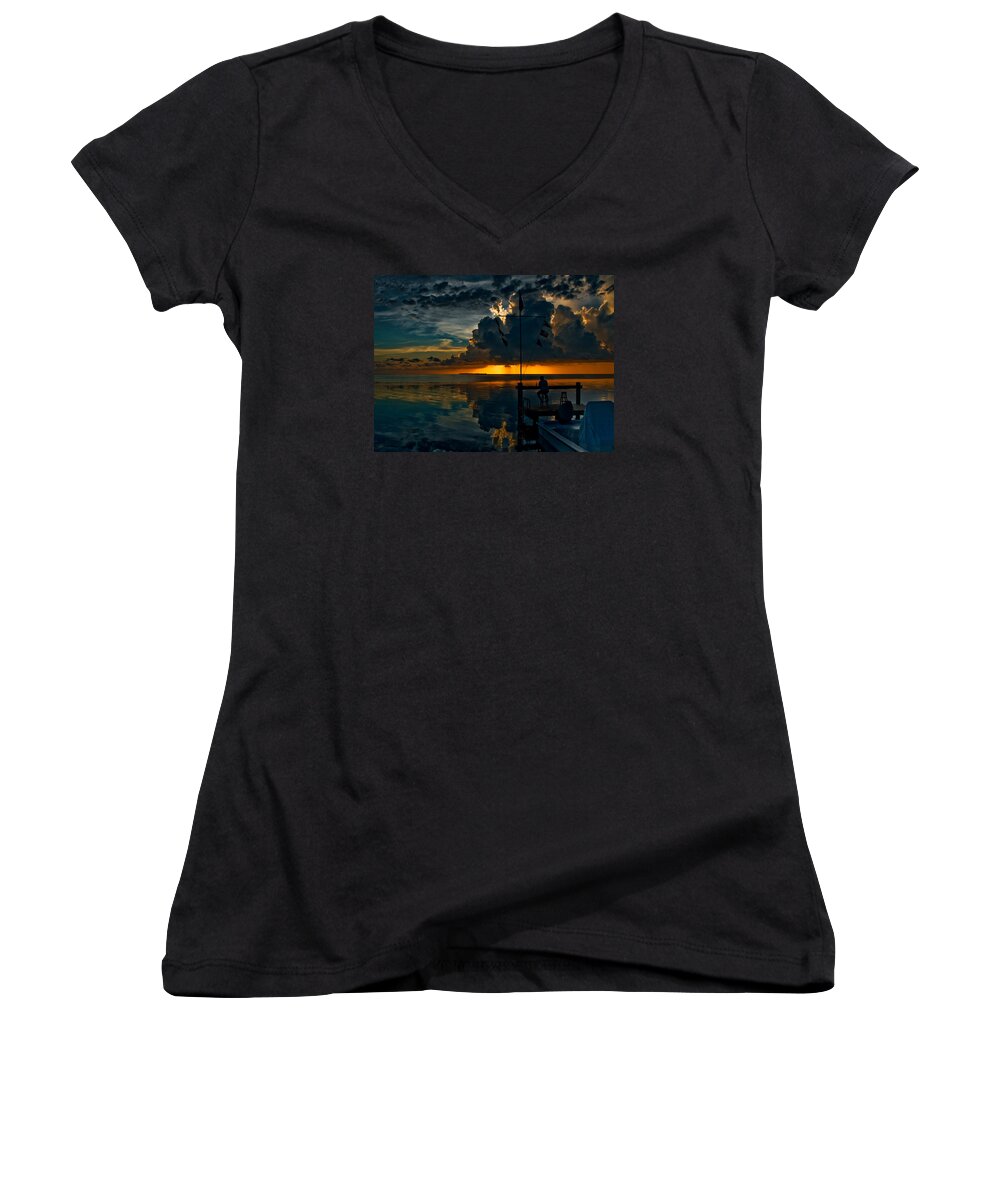 Florida Women's V-Neck featuring the photograph The Storm Watcher by Ginger Wakem