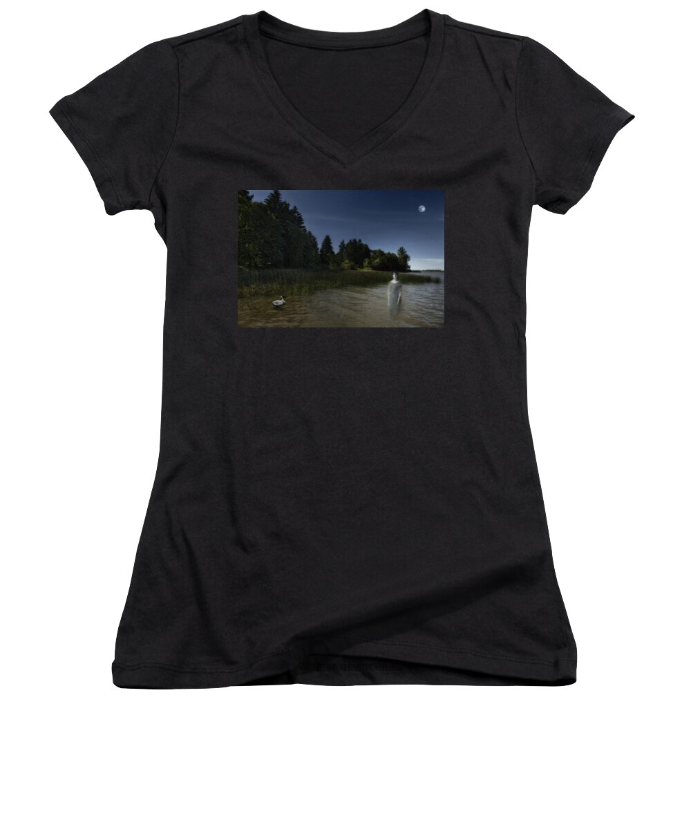 Ghost Women's V-Neck featuring the photograph The Haunting by Belinda Greb