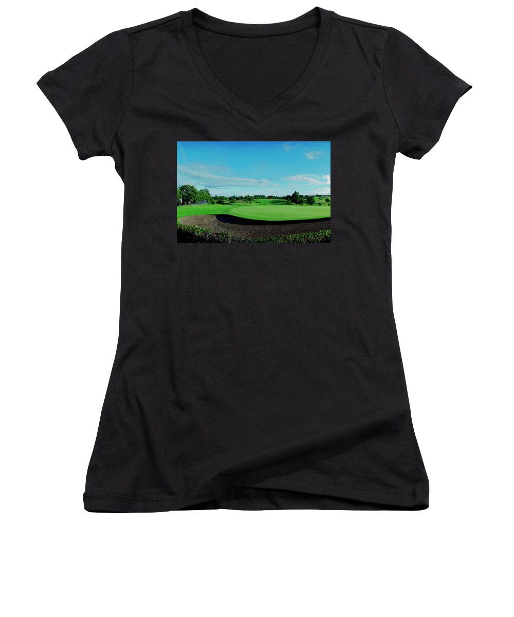 Gettysburg Women's V-Neck featuring the photograph 18th Bunker by Jan W Faul