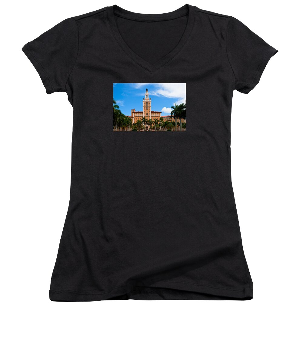 Biltmore Women's V-Neck featuring the photograph Biltmore Hotel by Ed Gleichman
