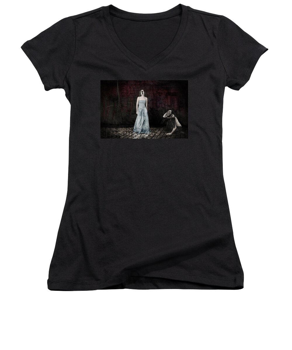 Key Hole Women's V-Neck featuring the photograph Blind Eye by Andrew Giovinazzo