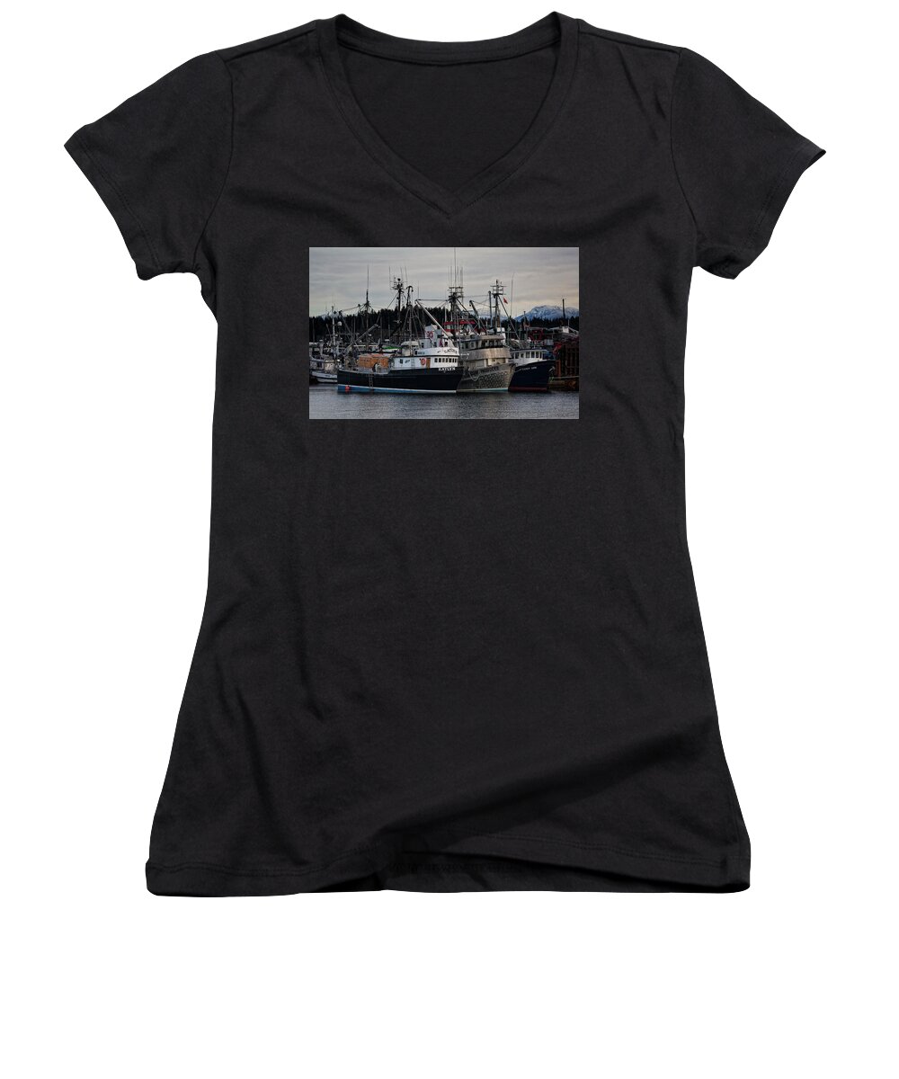 Discovery Harbour Women's V-Neck featuring the photograph Discovery Harbour by Randy Hall