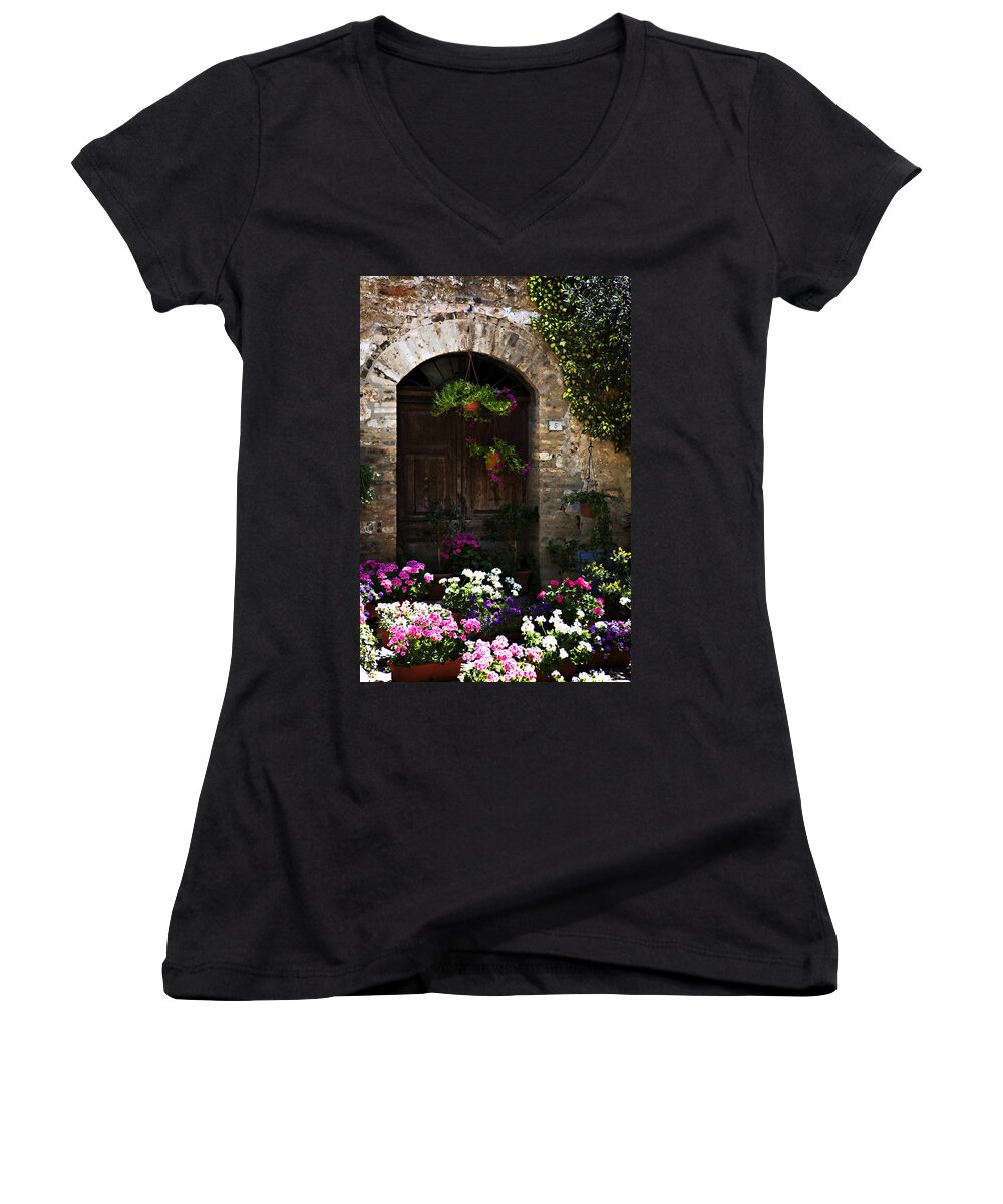 Floral Women's V-Neck featuring the photograph Floral Adorned Doorway by Marilyn Hunt