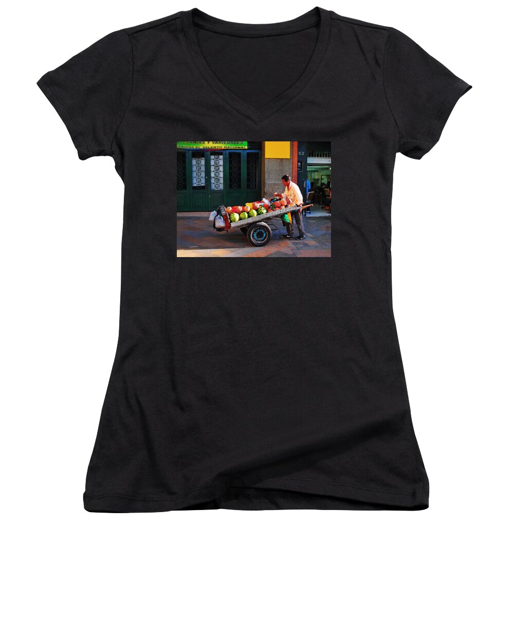 Fruta Limpia Women's V-Neck featuring the photograph Fruta Limpia by Skip Hunt