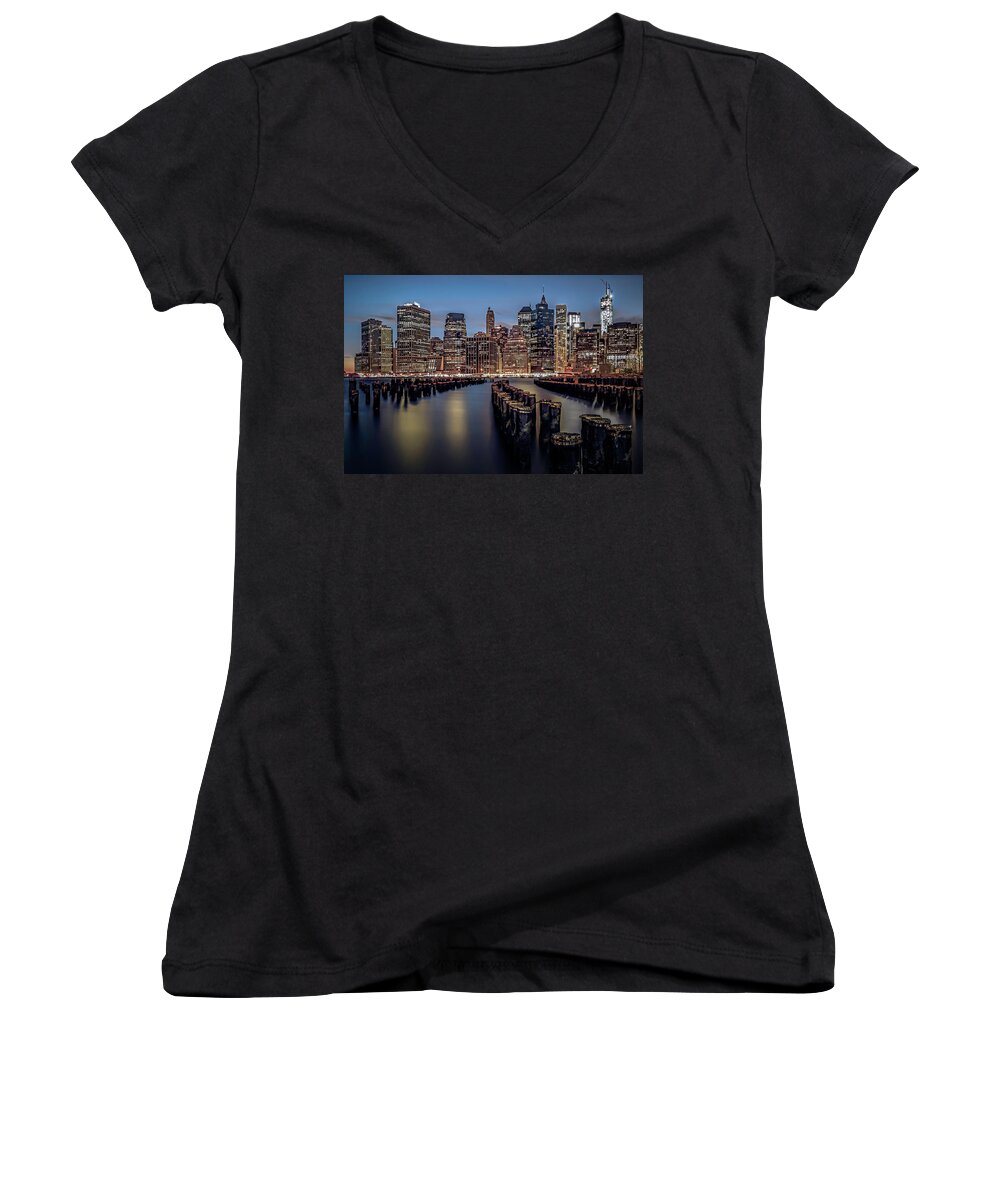 America Women's V-Neck featuring the photograph Lower Manhattan skyline by Eduard Moldoveanu