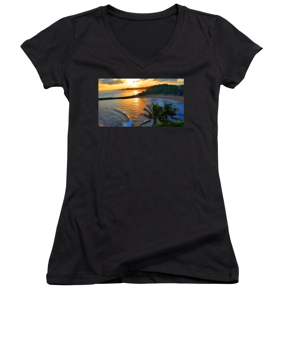 Oahu Women's V-Neck featuring the photograph North Shore of Oahu by Michael Rucker