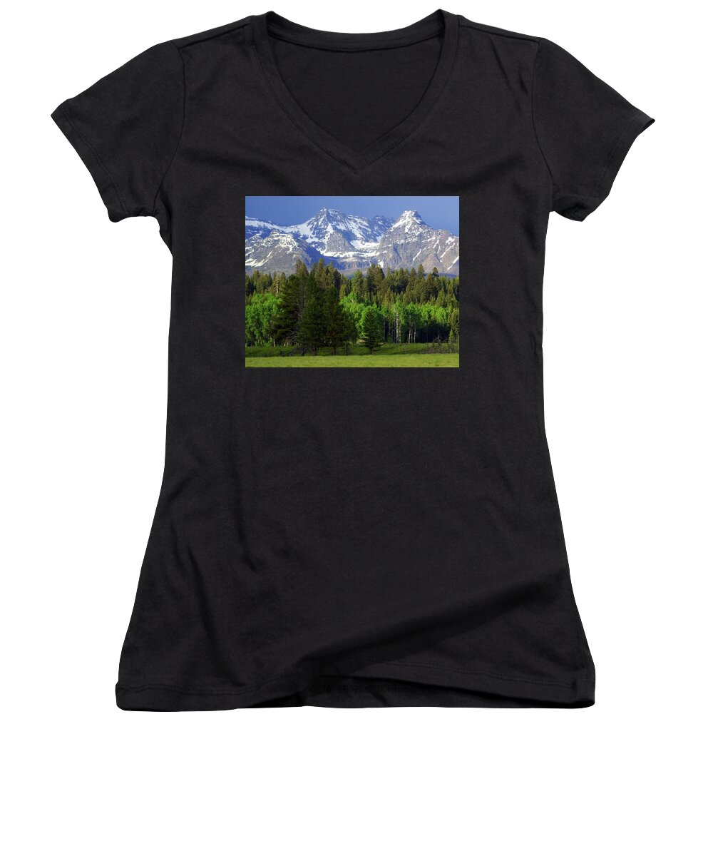 Mountains Women's V-Neck featuring the photograph Peaks by Marty Koch