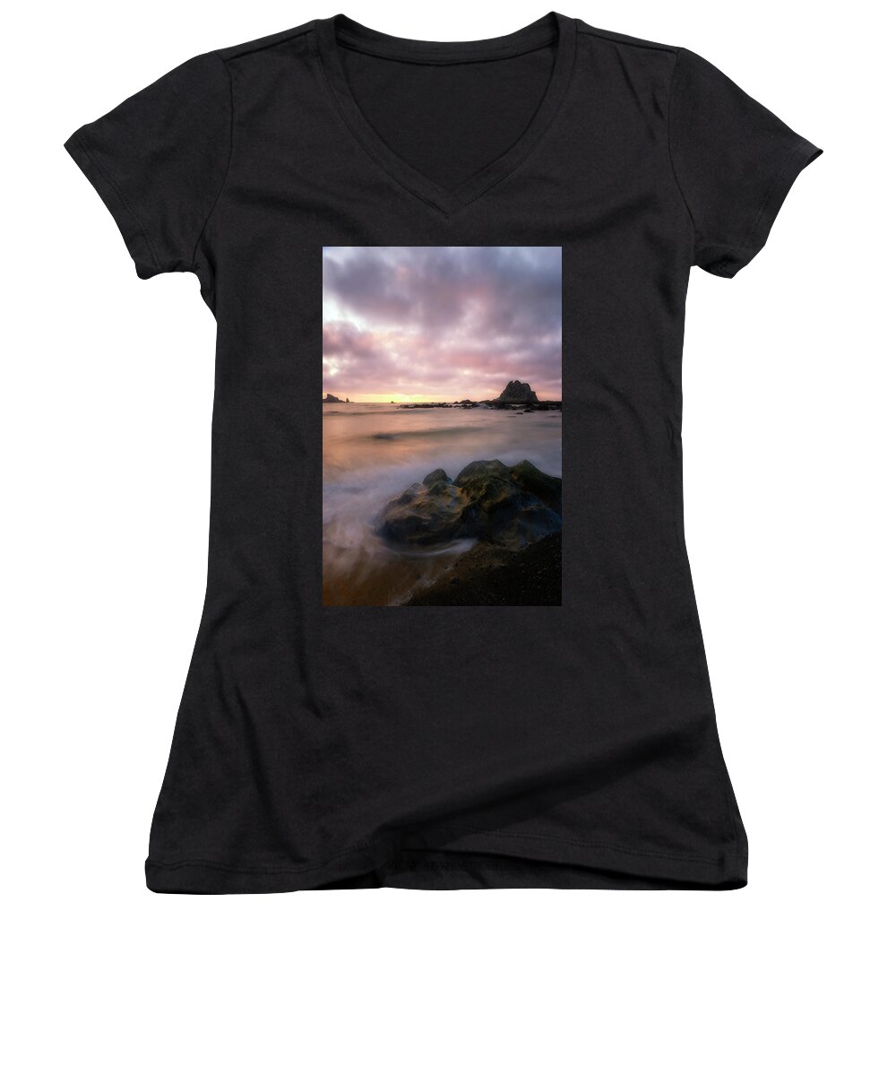 La Push Women's V-Neck featuring the photograph Rialto Dreaming by Ryan Manuel