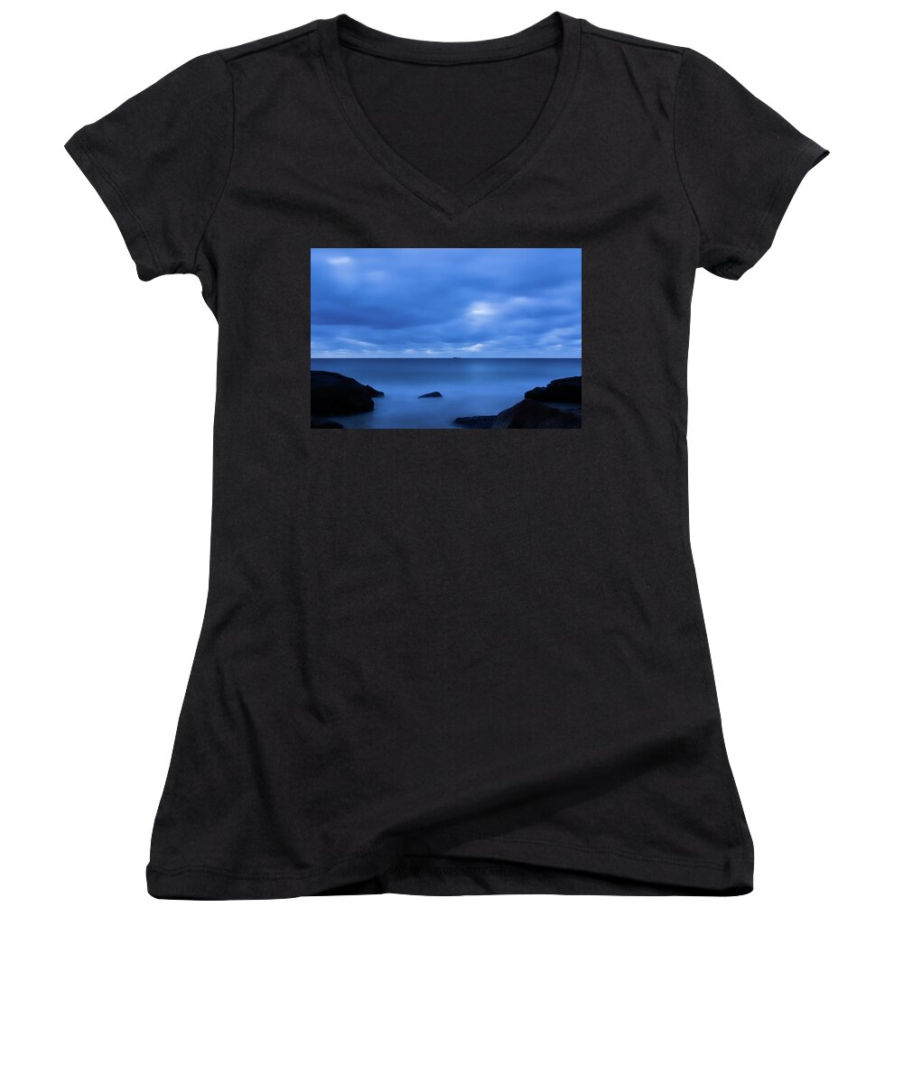 Singing Beach Women's V-Neck featuring the photograph Singing The Blues, Singing Beach  by Michael Hubley