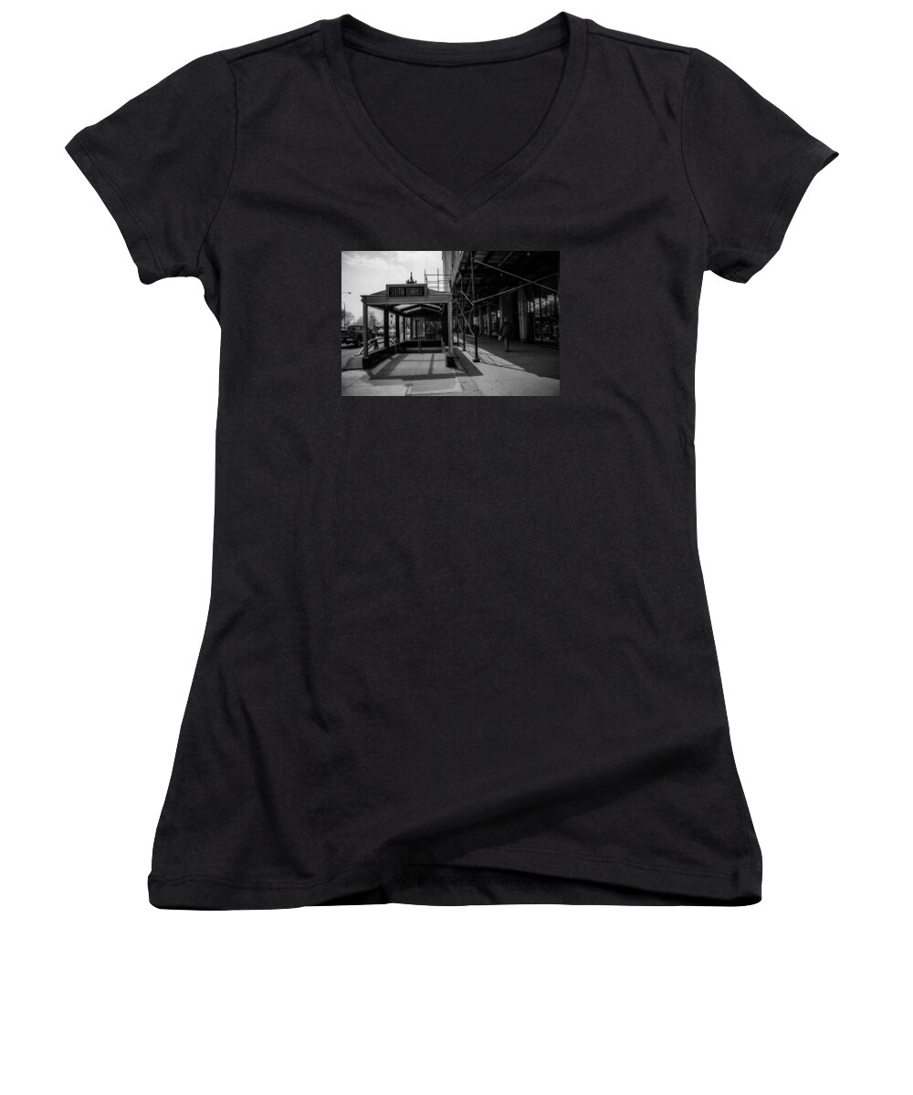 Garage Women's V-Neck featuring the photograph South Garage by Ester McGuire