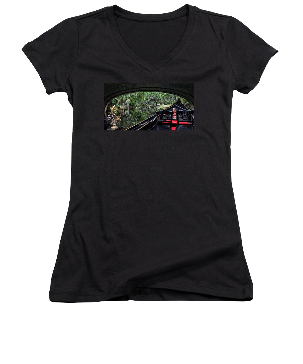 New Orleans Women's V-Neck featuring the photograph Under The Bridge by Judy Vincent