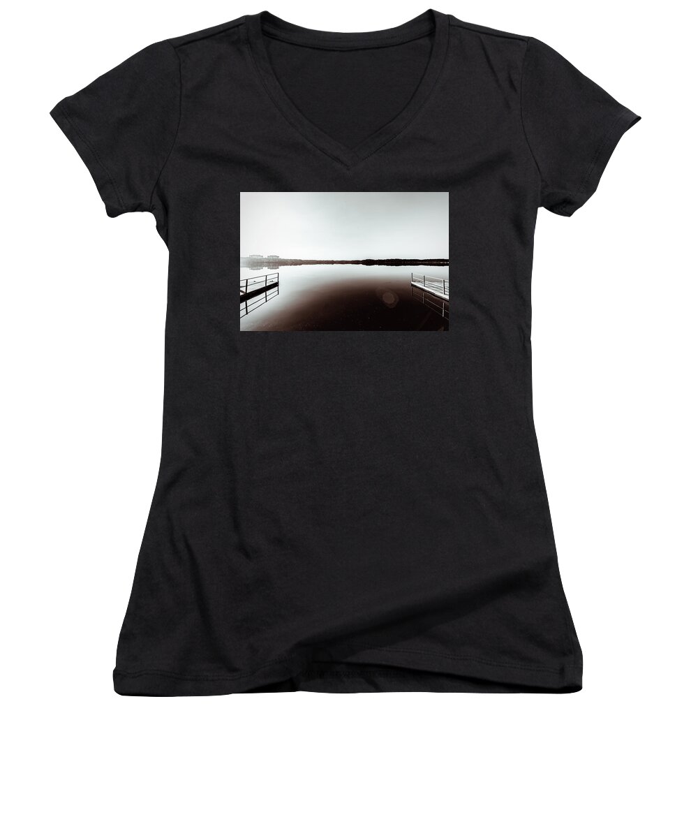2016 Women's V-Neck featuring the photograph Within the sound of silence by Wade Brooks