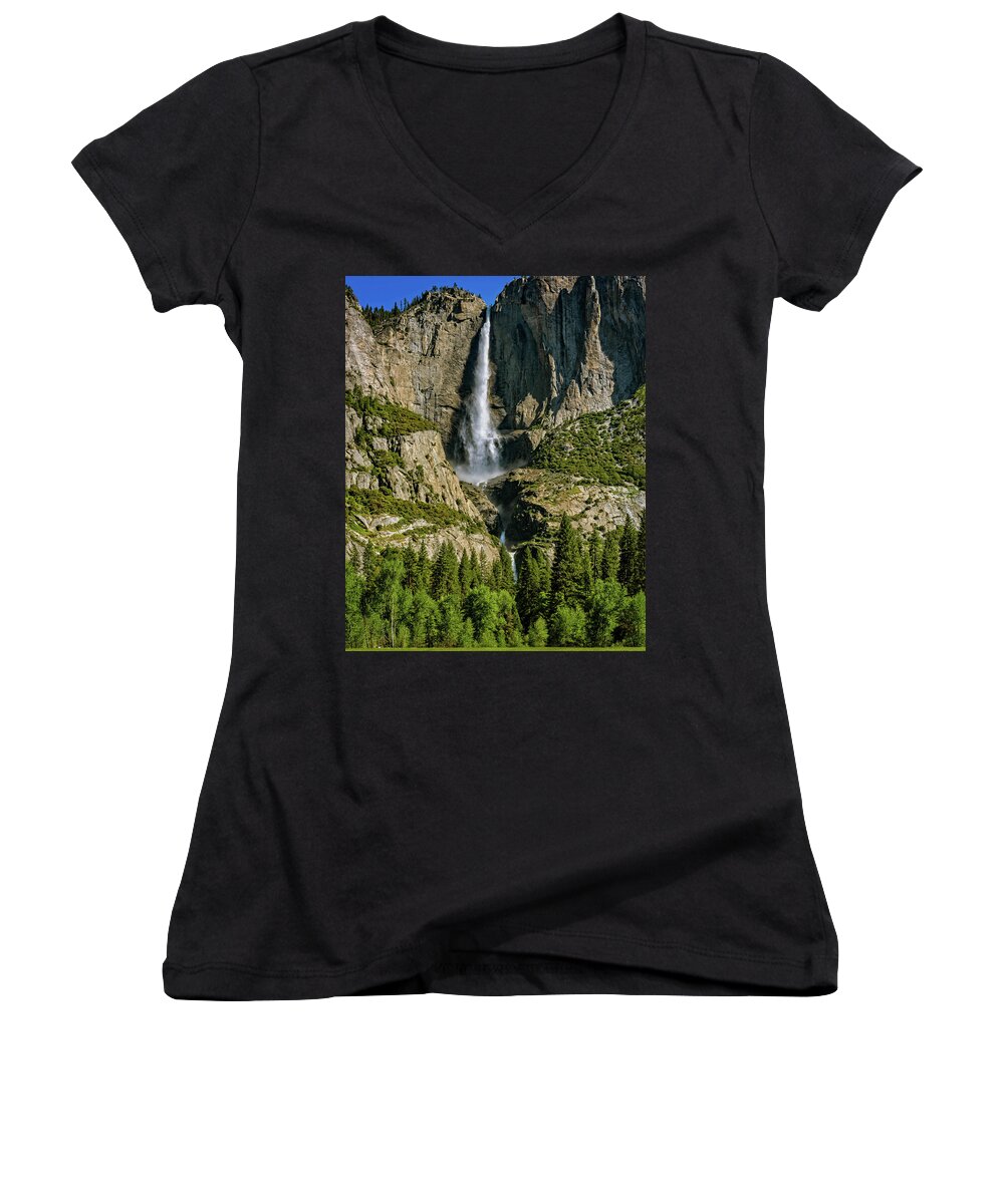 Af Zoom 24-70mm F/2.8g Women's V-Neck featuring the photograph Yosemite Falls by John Hight