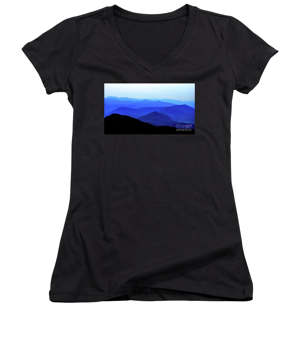 Scenic-blueridge-mountains-parkway Women's V-Neck featuring the photograph Blueridge Mountains - Parkway View by Scott Cameron