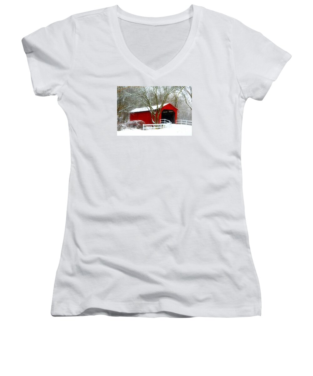 Winter Wonderland Women's V-Neck featuring the photograph Cover Bridge Beauty by Peggy Franz