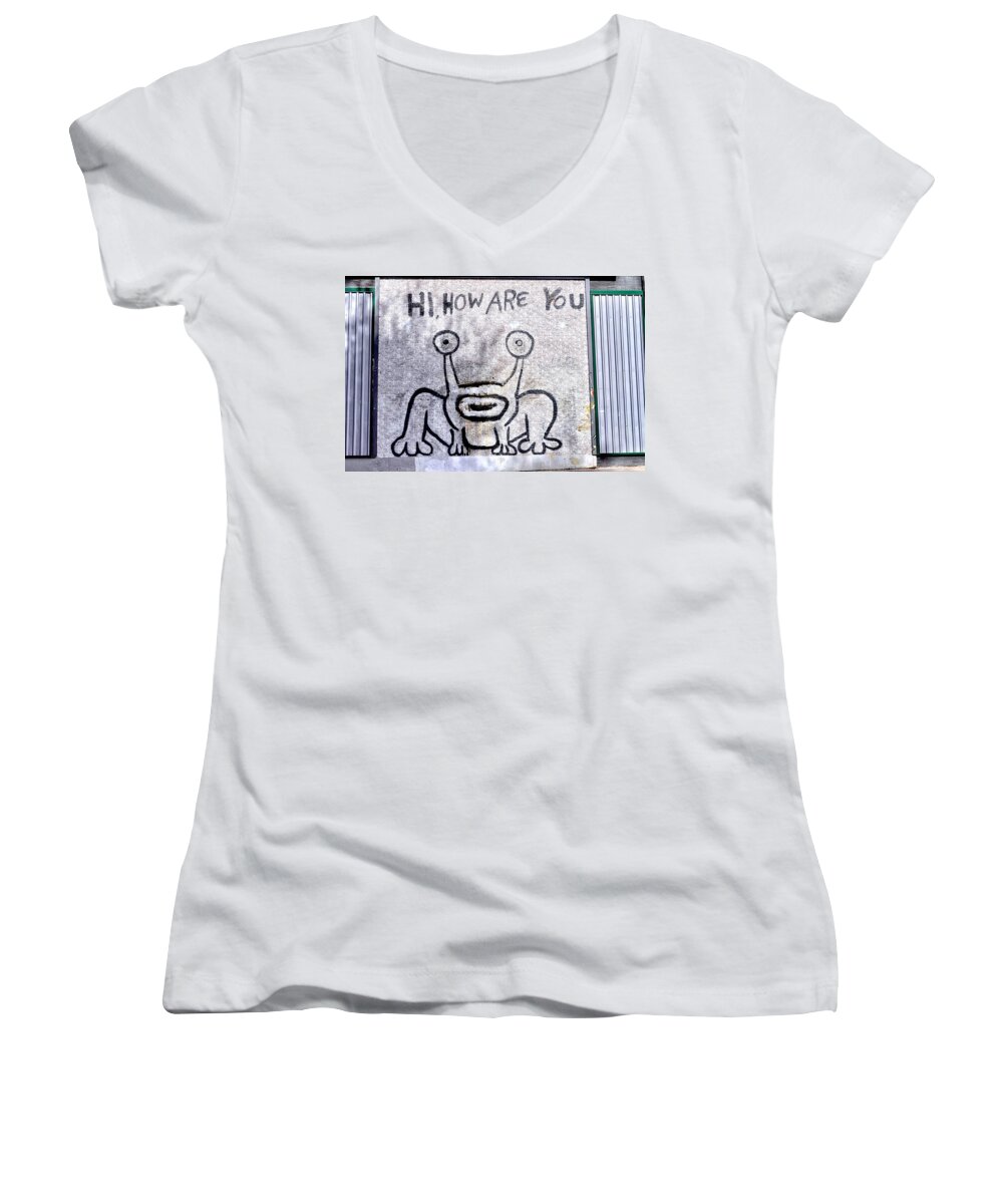 Greeting Card Women's V-Neck featuring the photograph Hi How Are You by Kristina Deane
