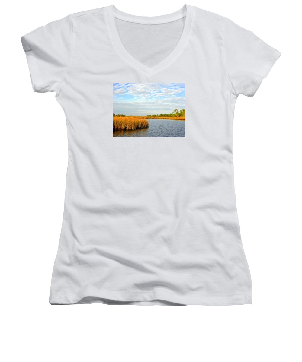 Florida Women's V-Neck featuring the photograph Sawgrass Creek L by Sheri McLeroy