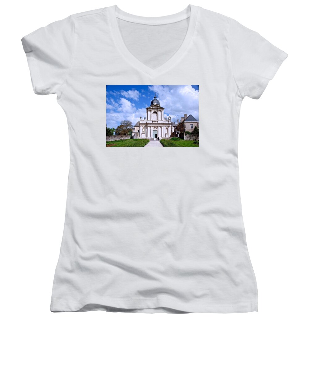 Abbey Women's V-Neck featuring the photograph Abbey Mondaye #1 by Eric Tressler