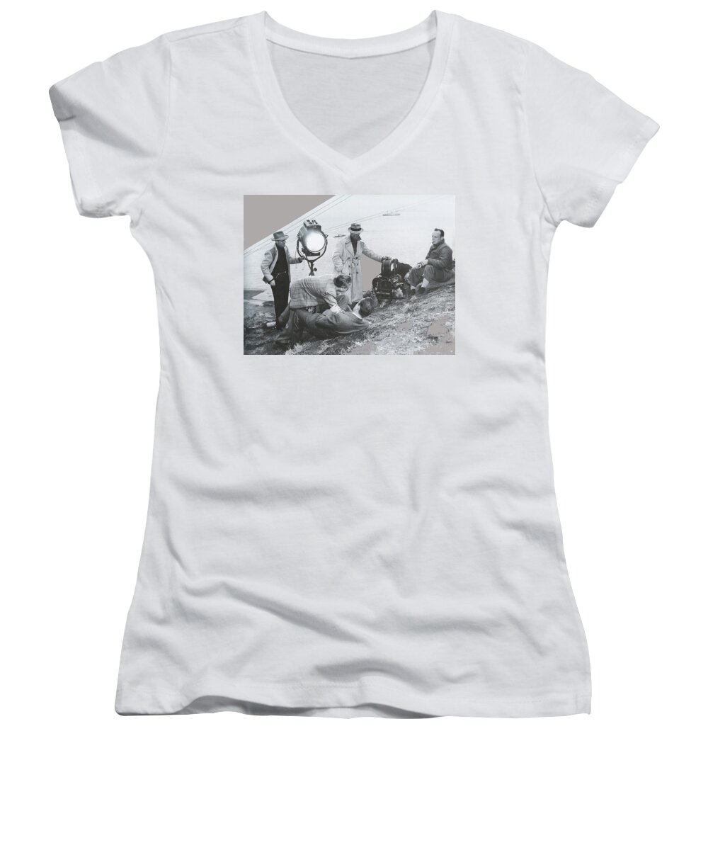 Clifton Young And Bogie Fight To The Death Dark Passage 1947-2016 Women's V-Neck featuring the photograph Clifton Young and Bogie fight to the death Dark Passage 1947-2016 by David Lee Guss