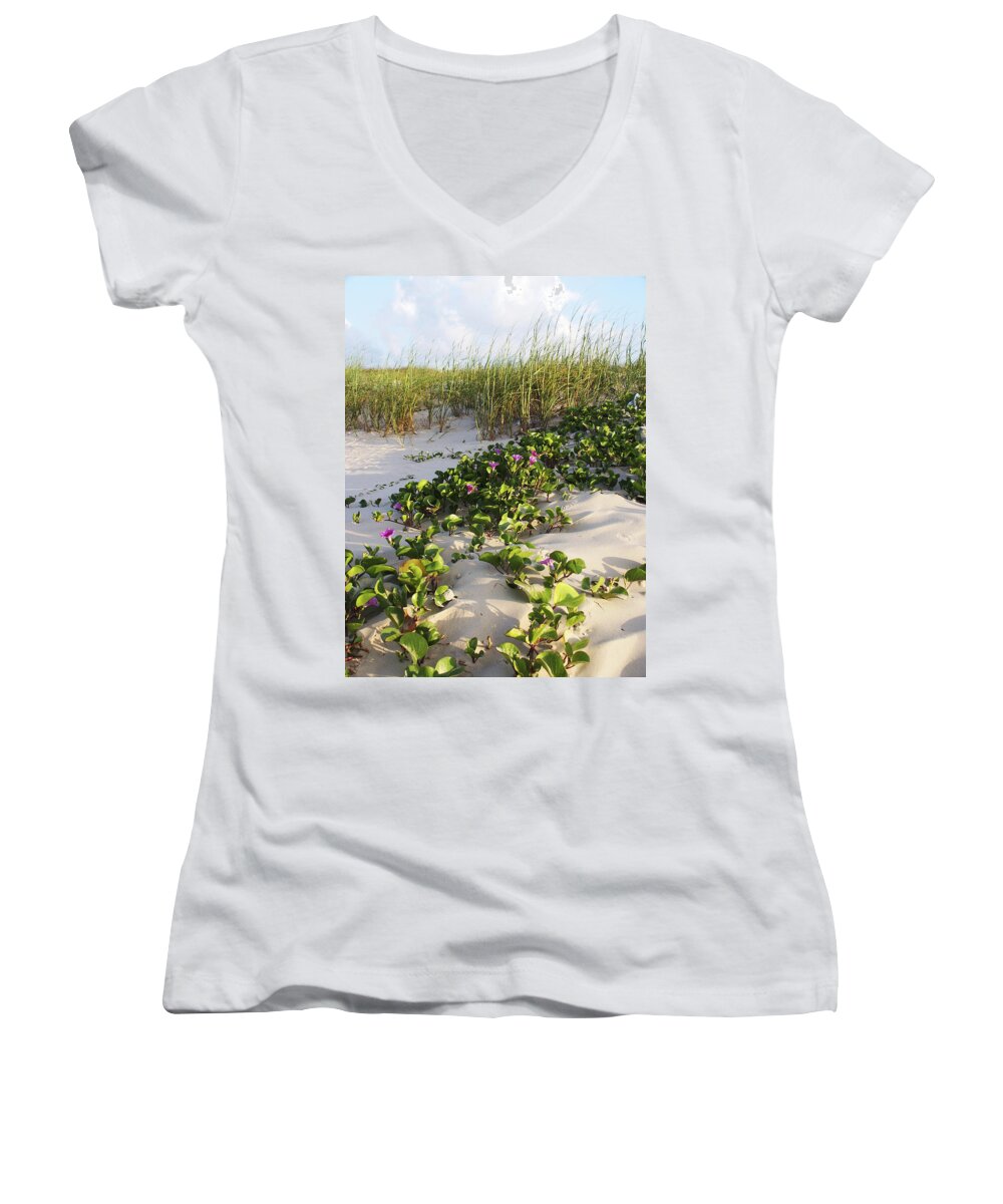 Nature Women's V-Neck featuring the photograph Climbing the Dunes by Marilyn Hunt