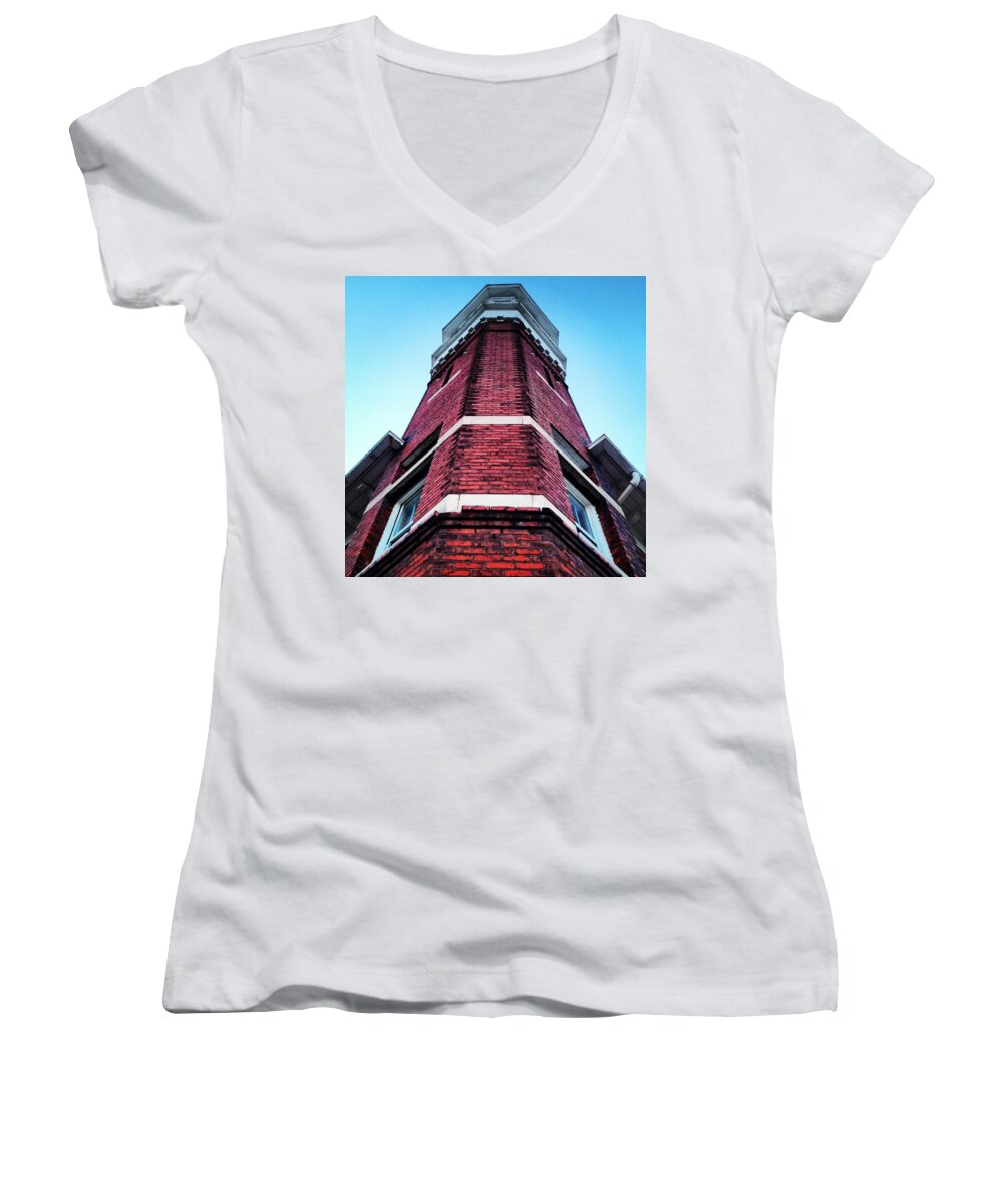 Alma Women's V-Neck featuring the photograph Clocktower Tall by Chris Brown