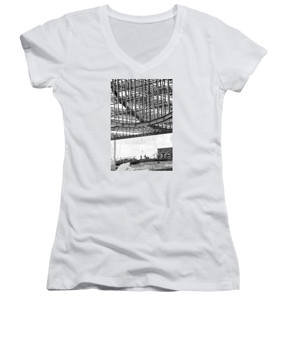 Downtown Minneapolis Women's V-Neck featuring the photograph Federal Reserve construction by Mike Evangelist