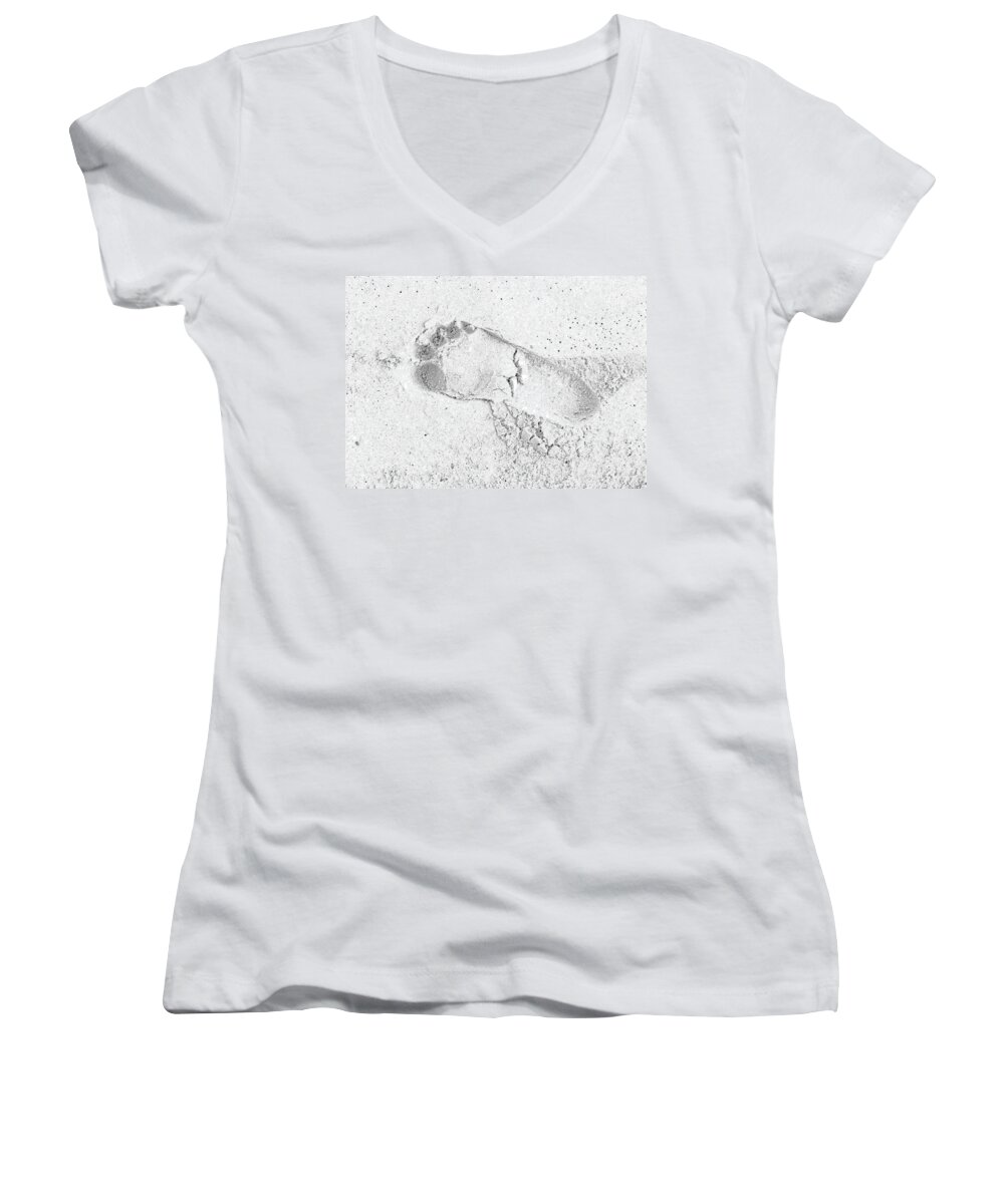 Footprint Women's V-Neck featuring the photograph Footprint In The Sand by Patrick Kain
