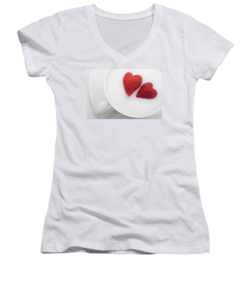 Valentine's Day Women's V-Neck featuring the photograph For Valentine's day by William Lee