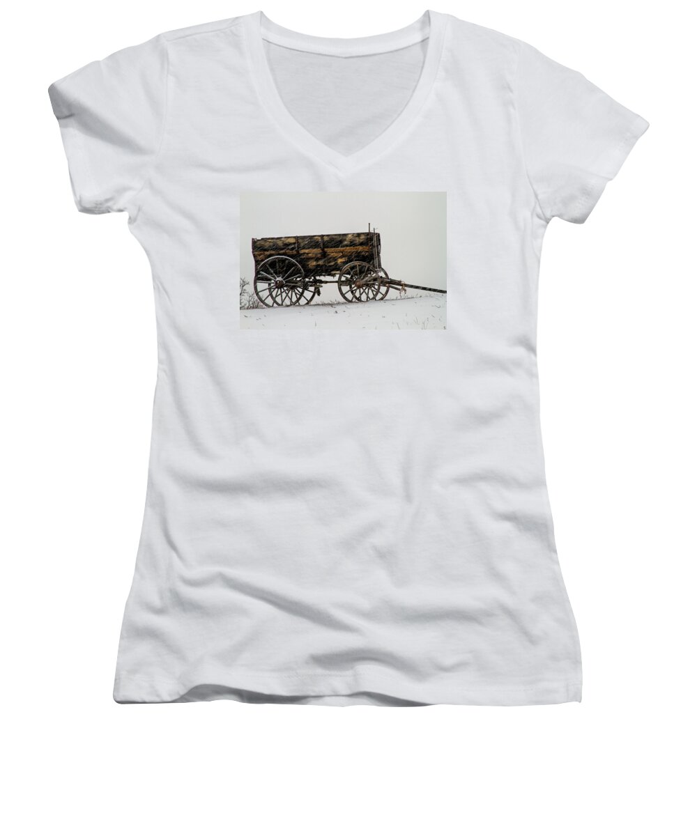 Horse Drawn Women's V-Neck featuring the photograph Forgotten by Alana Thrower