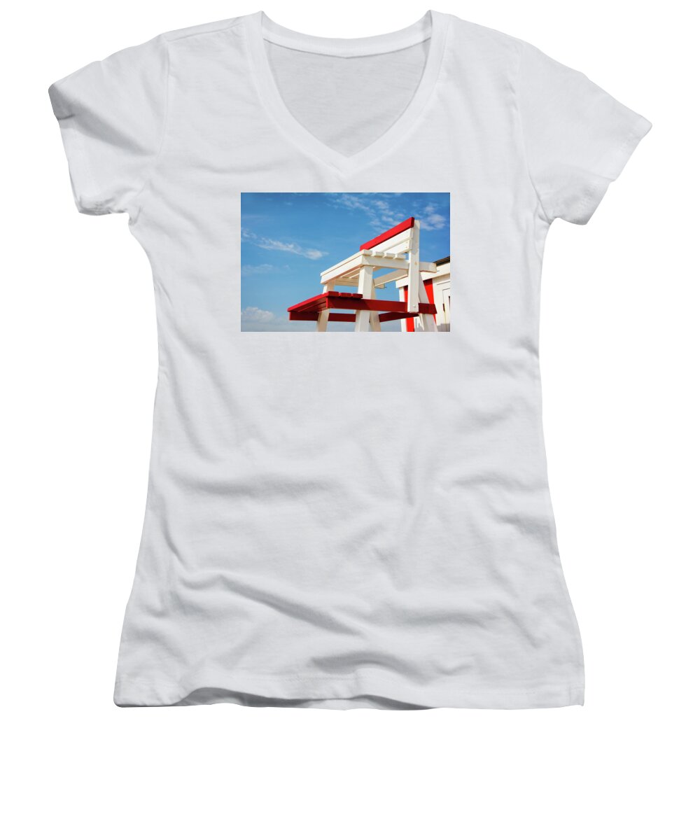 Prince Edward Island Women's V-Neck featuring the photograph Lifeguard Station by Marion McCristall