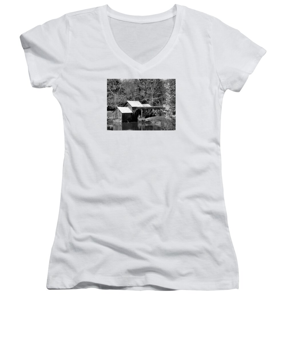 Mabry Mill Women's V-Neck featuring the photograph Mabry Mill Again by Lin Grosvenor
