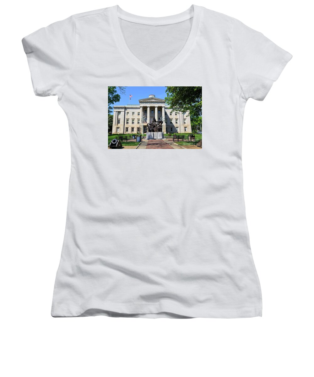 Bicentennial Plaza Women's V-Neck featuring the photograph North Carolina State Capitol Building with Statue by Jill Lang
