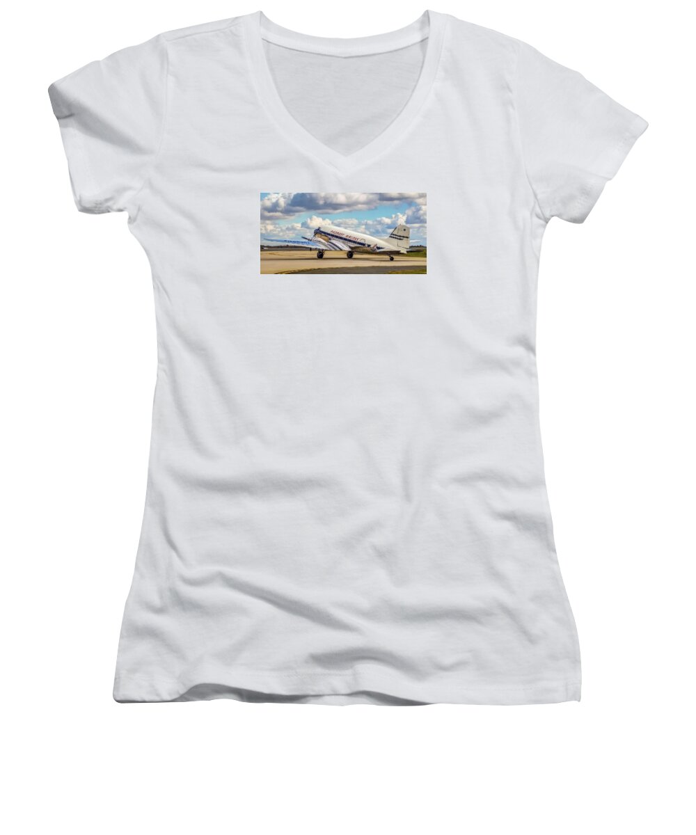 Piedmont Women's V-Neck featuring the photograph Piedmont DC-3 by Greg Reed