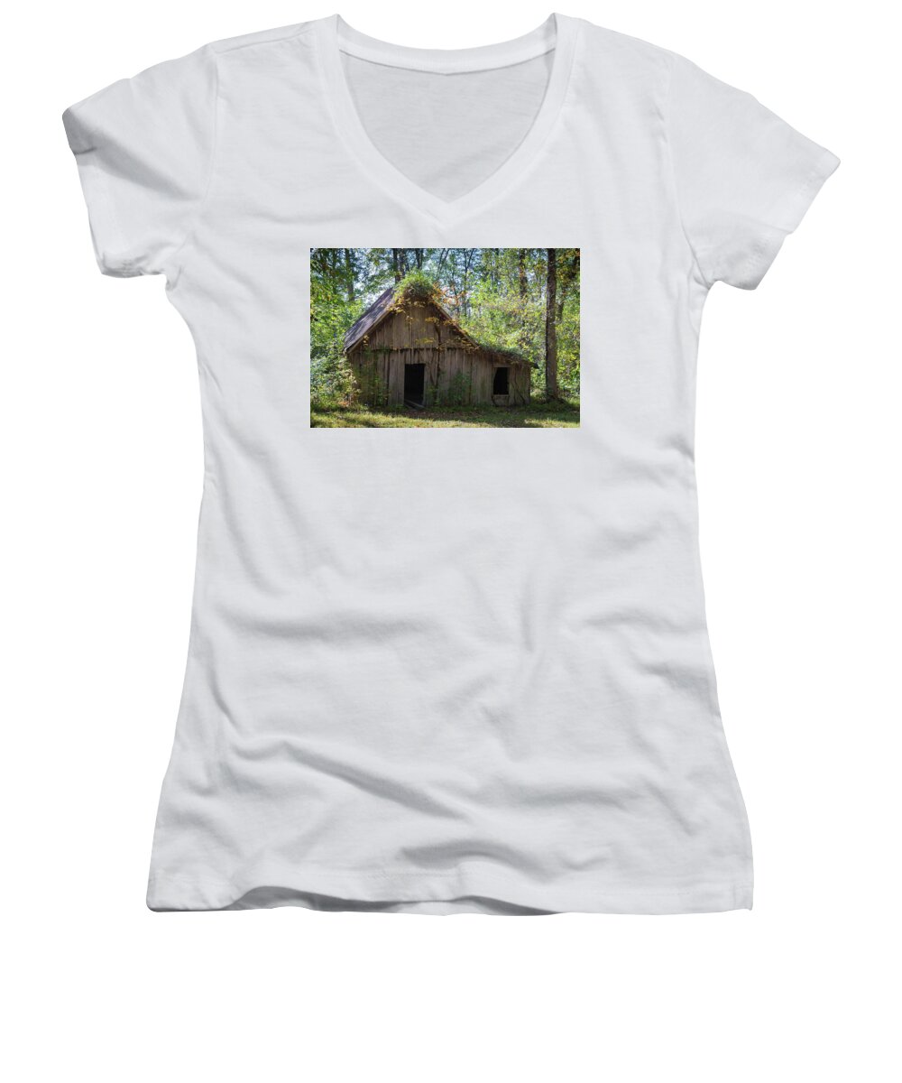 Landscape Women's V-Neck featuring the photograph Shack In The Woods by John Benedict