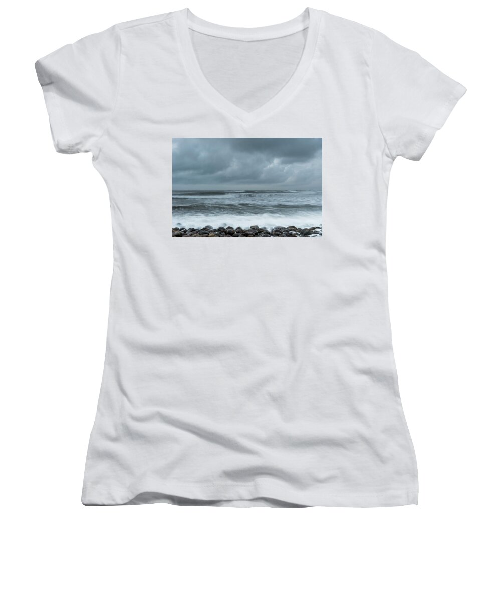Beaches Women's V-Neck featuring the photograph Simplicity by Robert Potts