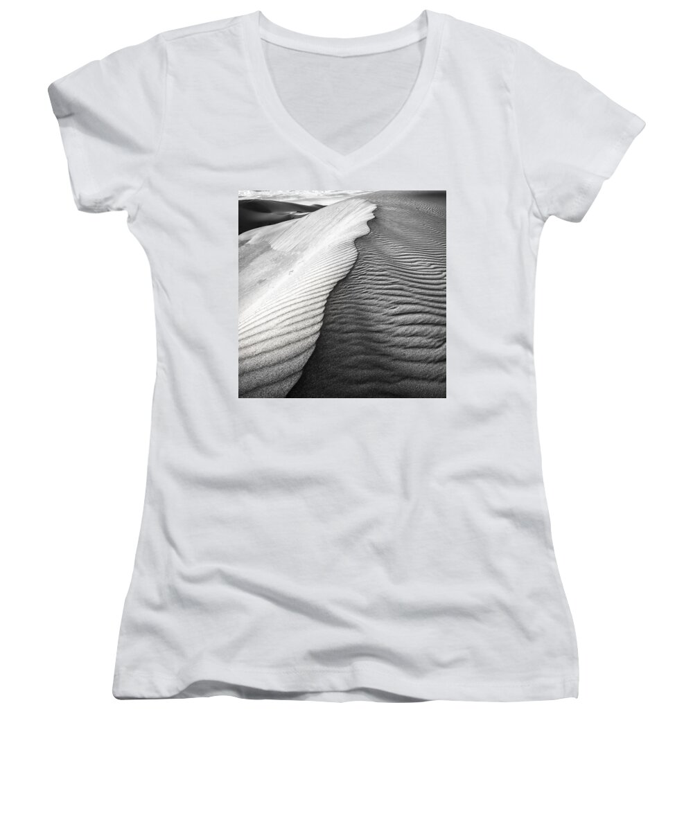 Sand Women's V-Neck featuring the photograph WaveTheory V by Ryan Weddle