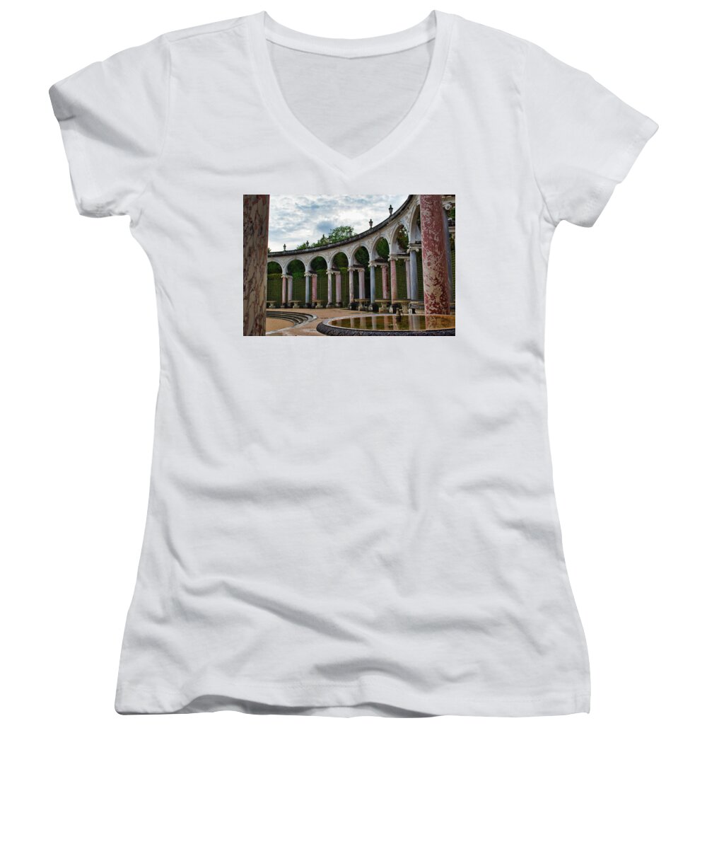Building Women's V-Neck featuring the photograph The Colonade in The Gardens of Versailles by Portia Olaughlin
