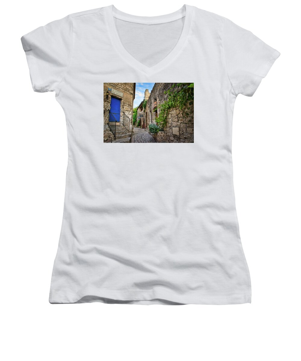 Building Women's V-Neck featuring the photograph Blue Door Path by Portia Olaughlin