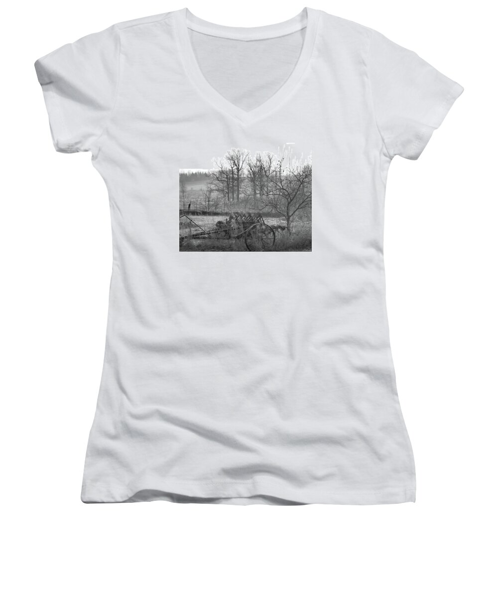 Nature Women's V-Neck featuring the photograph Peaceful Country Morning by Mary Wolf