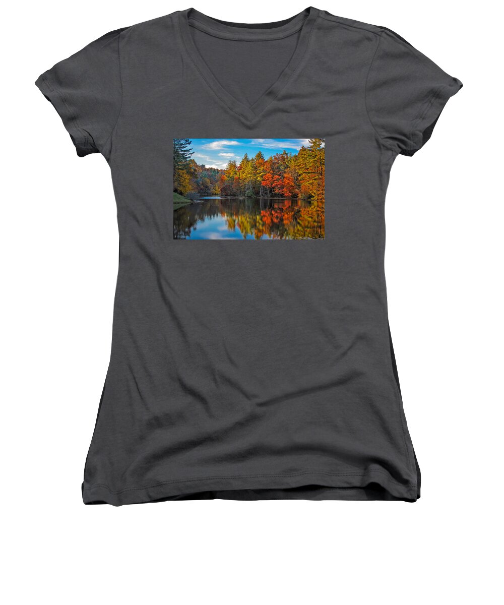 North Carolina Women's V-Neck featuring the photograph Fall Reflection #1 by Ronald Lutz