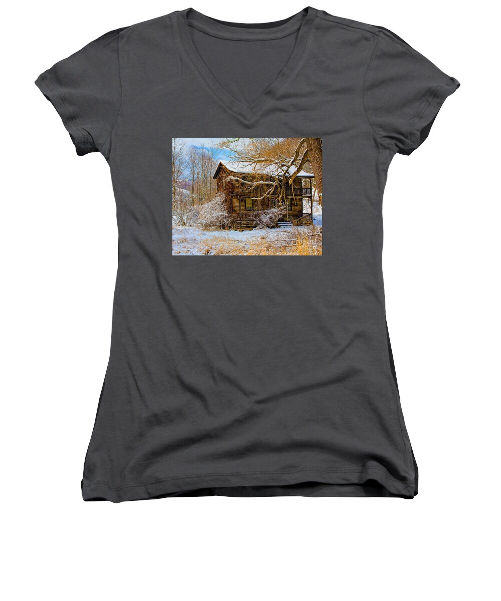 Log House Women's V-Neck featuring the photograph This Old House #1 by Ronald Lutz