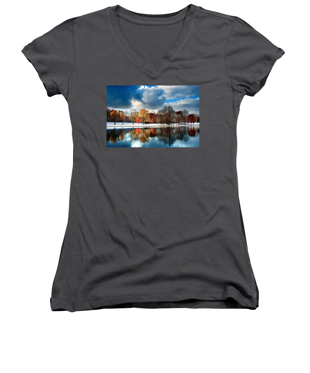 Colorful Women's V-Neck featuring the photograph Autumn Finale by Rob Blair